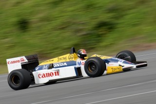 FW11