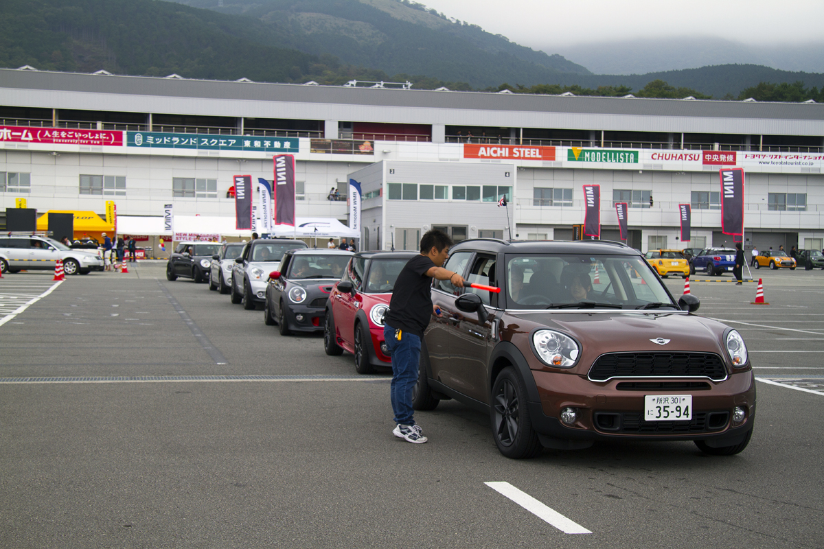 MINI CONNECTION2014