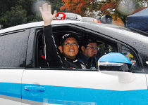 【ムービー】トヨタ自動車豊田章男社長が燃料電池車ラリー仕様をドライブ！