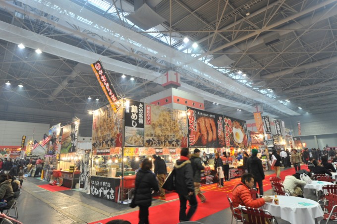 大阪オートメッセは「食」も楽しめるイベントだ!