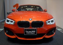 BMW1シリーズがデザインだけなく、価格も298万円〜に大変更