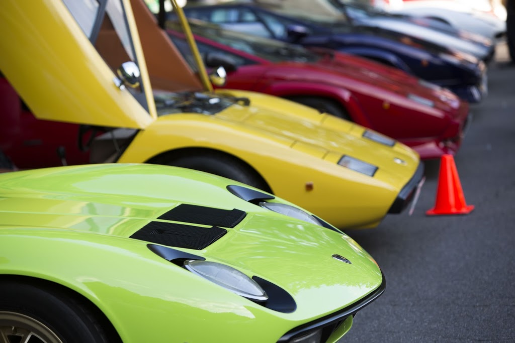 歴代ランボルギーニが集結したアヴェンタドールsv発表会 自動車情報 ニュース Web Cartop 歴代ランボルギーニが集結したアヴェンタドールsv発表会 自動車情報 ニュース Web Cartop