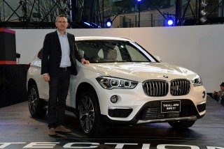 Bmw新型 X1 発表を記念してg Shockとコラボ 自動車情報 ニュース Web Cartop