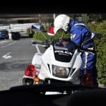 【画像】信号待ちのスマホ操作は道路交通法違反!? 〜 画像1