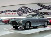 世界中のセレブを虜にしたフェラーリ「レッド･カーペット」展開催！