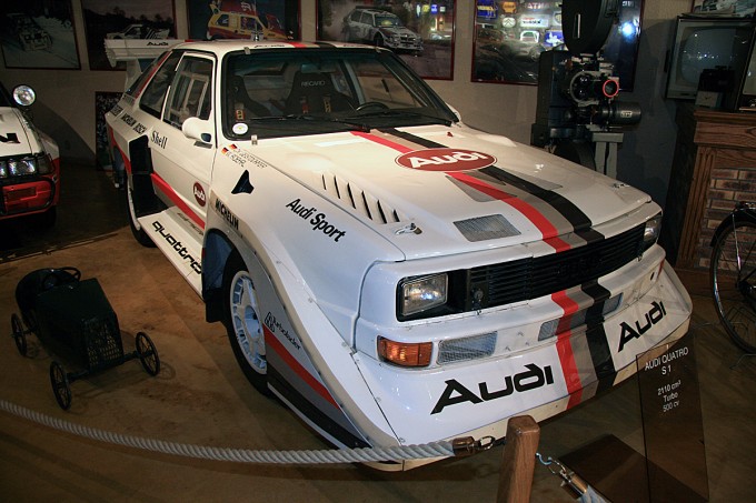 WEB CARTOP　1985_Audi Quatro S1
