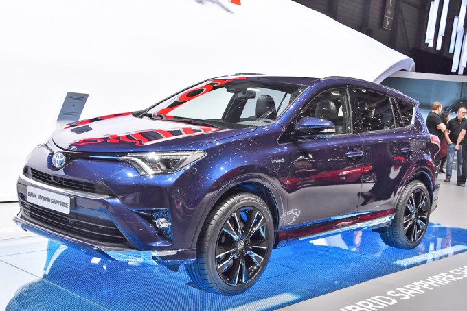 ジュネーブショー・モデルのRAV4 HYBRIDお見せしちゃいます！