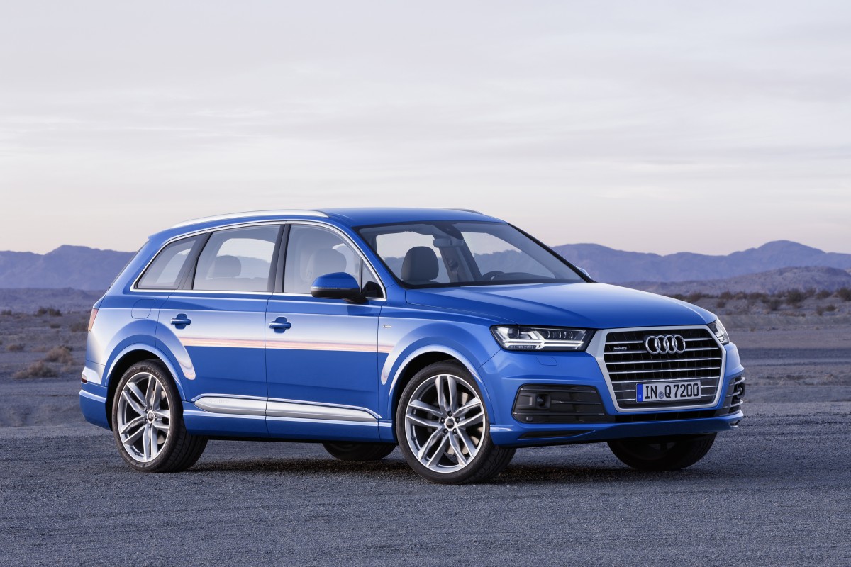 WEB CARTOP　Audi Q7