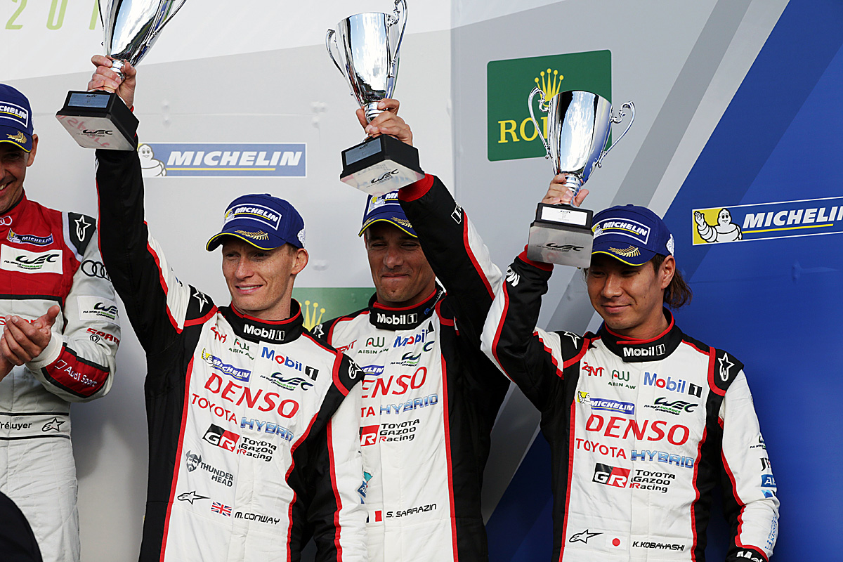 Mike Conway (GBR) Stephane Sarrazin (FRA) and Kamui Kobayashi (JPN) on the podium TOYOTA GAZOO Racing. World Endurance Championship.Silverstone 6 Hours. Silverstone, United Kingdom. 14th to 17th April 2016 〜 画像4