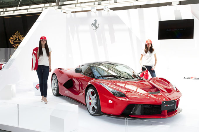 1億6000万円のラ フェラーリも展示 東京の六本木で イタリア アモーレ ミオ が開催 自動車情報 ニュース Web Cartop
