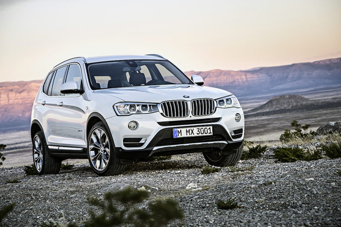 BMW X3&X4が標準装備を大幅強化してより安全かつ快適に！