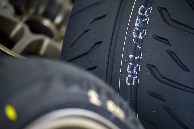 意外と知らない タイヤを寿命まで使い切れる保管の方法とは 自動車情報 ニュース Web Cartop