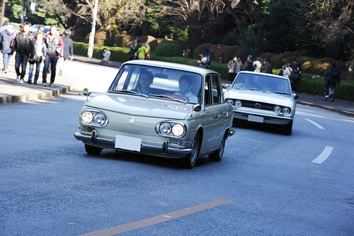 名車集結】トヨタ博物館 クラシックカー・フェスティバル in 神宮外苑