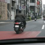 【画像】バイクのすり抜けってアリ？　道交法以外に2輪4輪両方のマナーも重要 〜 画像6