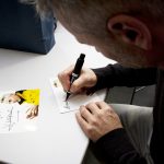【プレゼント】ルノー・メガーヌでニュルFF最速タイムを記録したウルゴン氏のサイン入り写真
