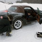 【画像】【憶えておいて損はない】雪道でスタックしたときの脱出方法とは 〜 画像12