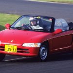 【ニッポンの名車】4輪ストラット&ディスクブレーキ！　ホンダ・ビートは軽の常識を打ち破ったクルマ