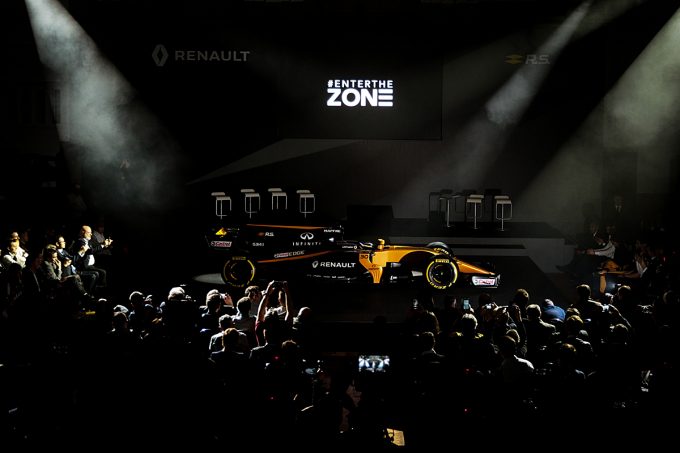 Renault_87385_global_en