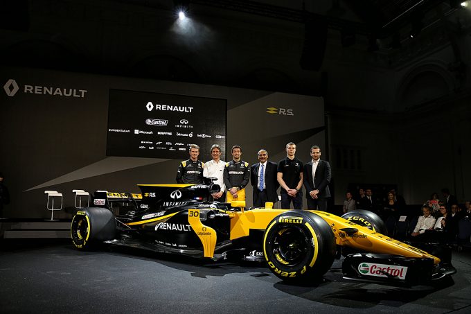 Renault_87443_global_en