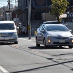 【画像】路駐車両をウインカーを出さずにはみ出して避けるのはあり？ 〜 画像4