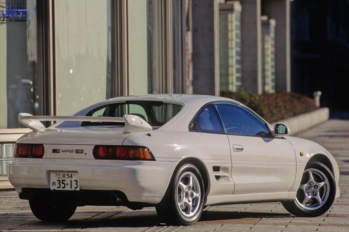 MR2