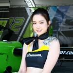 【画像】飛行機と美女の共演！　レッドブルエアレースのレースクイーン画像91点 〜 画像63