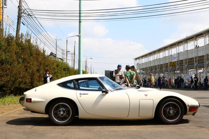 トヨタ2000GT