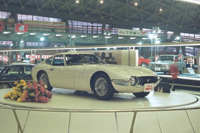 トヨタ2000GT