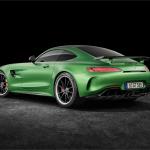 【画像】公道に放たれたレーシングモデル！　最強のメルセデスAMG GT R発売 〜 画像2