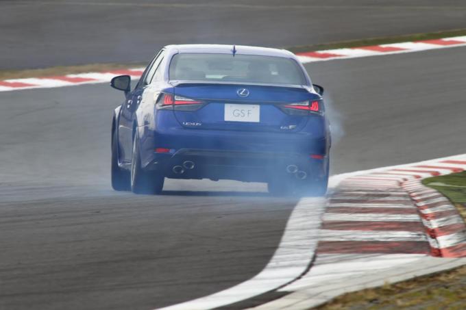 LEXUS AMAZING EXPERIENCE THE ULTIMATE CIRCUIT