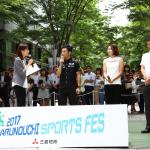 【画像】丸の内を佐藤琢磨選手がカートで走行！　「MARUNOUCHI SPORTS FES 2017」がスタート 〜 画像23