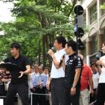 【画像】丸の内を佐藤琢磨選手がカートで走行！　「MARUNOUCHI SPORTS FES 2017」がスタート 〜 画像26