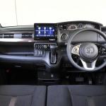 【画像】【試乗】歴史的大ヒットの予感漂うホンダN-BOXの走りと使い勝手 〜 画像81
