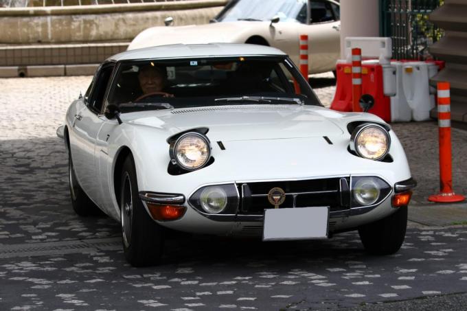 トヨタ2000GT