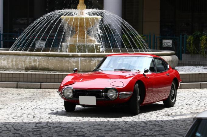 トヨタ2000GT