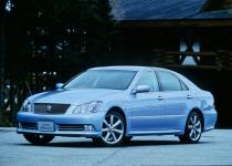 新車時の10分の1！　激安でも高級感満点の国産中古車3選