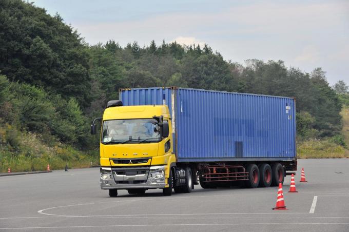 試乗 マイカーで乗りたい 三菱ふそうスーパーグレート 単車 の快適すぎる走り 自動車情報 ニュース Web Cartop