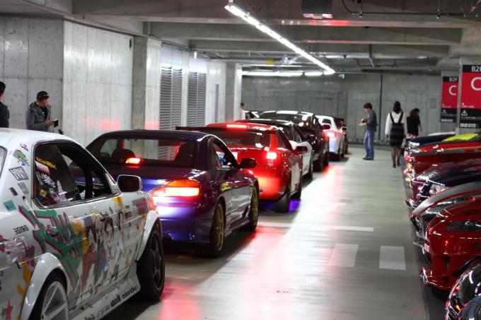 TOKYO GIRLS CAR COLLECTION