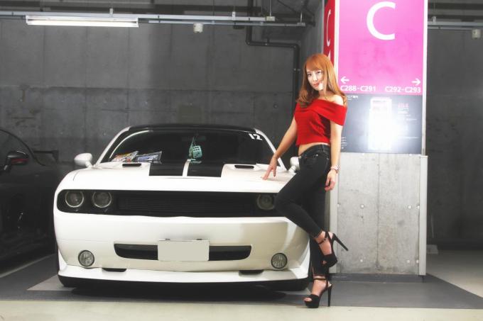 TOKYO GIRLS CAR COLLECTION