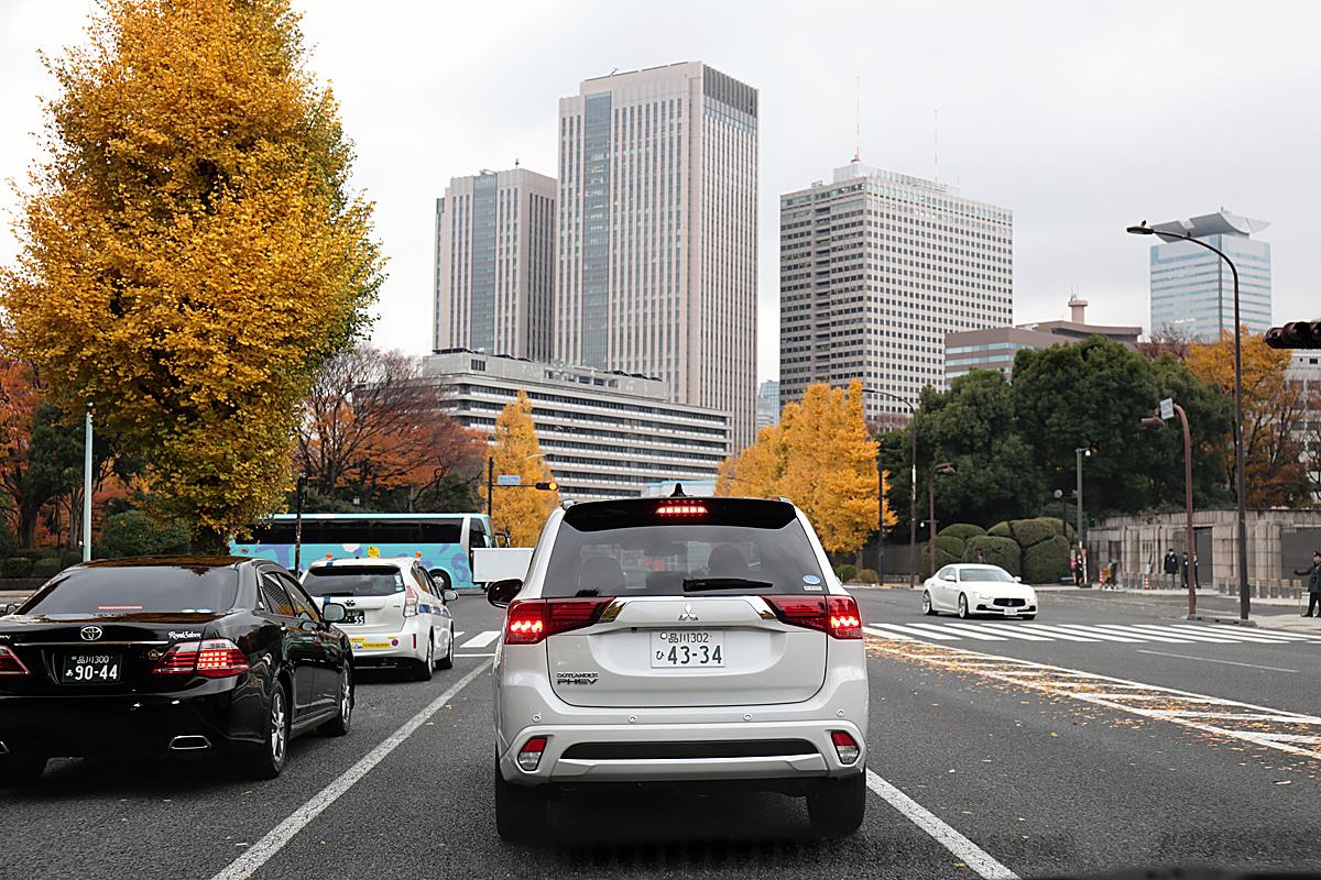 三菱アウトランダーPHEV 〜 画像32