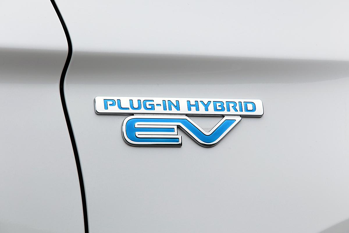 三菱アウトランダーPHEV 〜 画像72