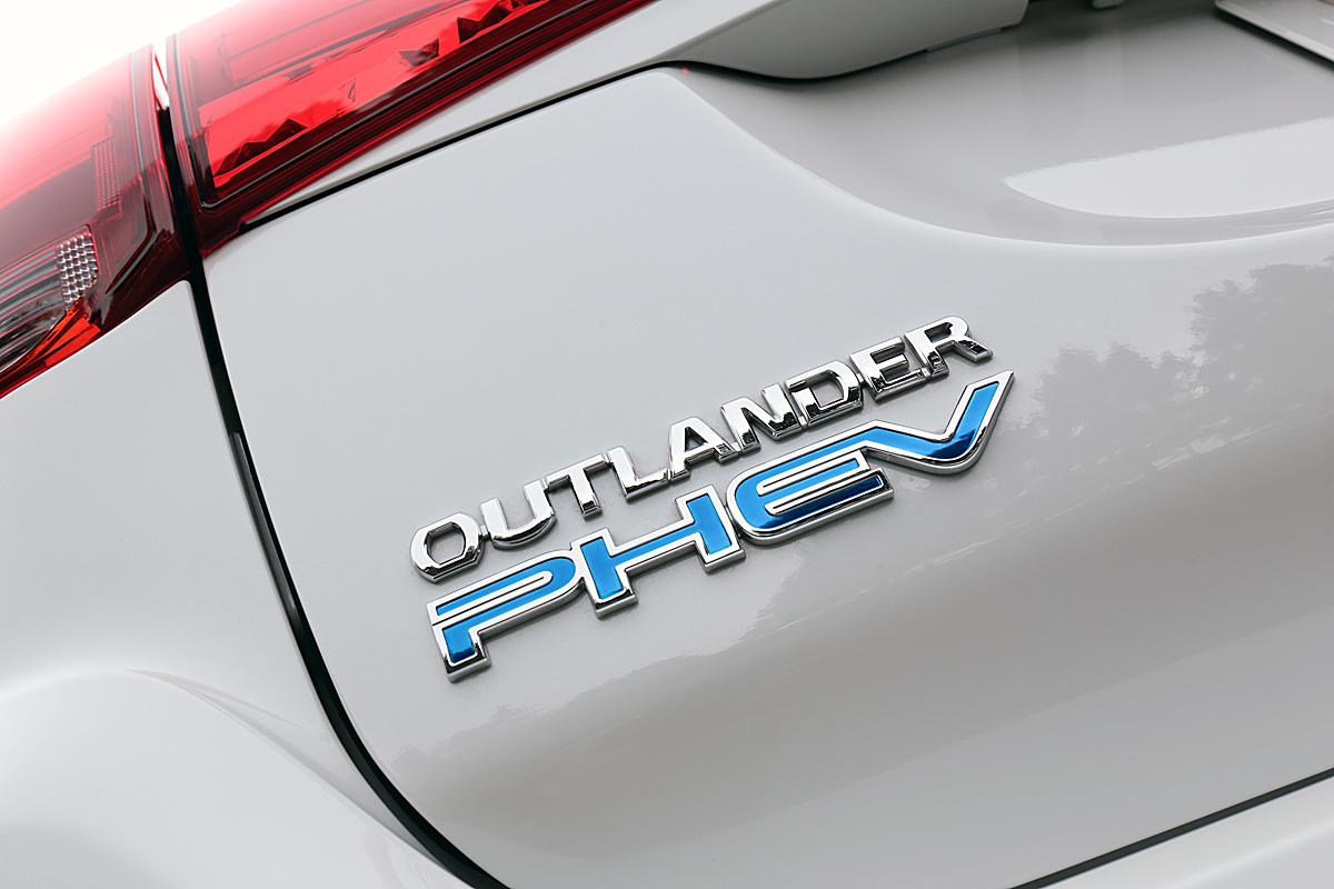 三菱アウトランダーPHEV 〜 画像77