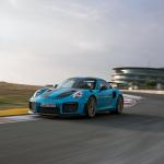 【画像】【試乗】まわりのクルマが止まって見える！　ポルシェ911 GT2 RSの速さは瞬間移動のよう 〜 画像215