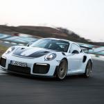 【画像】【試乗】まわりのクルマが止まって見える！　ポルシェ911 GT2 RSの速さは瞬間移動のよう 〜 画像272