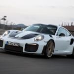 【画像】【試乗】まわりのクルマが止まって見える！　ポルシェ911 GT2 RSの速さは瞬間移動のよう 〜 画像277