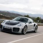 【画像】【試乗】まわりのクルマが止まって見える！　ポルシェ911 GT2 RSの速さは瞬間移動のよう 〜 画像310