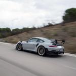 【画像】【試乗】まわりのクルマが止まって見える！　ポルシェ911 GT2 RSの速さは瞬間移動のよう 〜 画像329