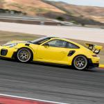 【画像】【試乗】まわりのクルマが止まって見える！　ポルシェ911 GT2 RSの速さは瞬間移動のよう 〜 画像95