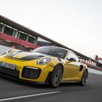 【画像】【試乗】まわりのクルマが止まって見える！　ポルシェ911 GT2 RSの速さは瞬間移動のよう 〜 画像98