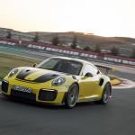 【画像】【試乗】まわりのクルマが止まって見える！　ポルシェ911 GT2 RSの速さは瞬間移動のよう 〜 画像101